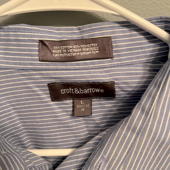 Men’s long sleeve button down - Picture 2 of 3